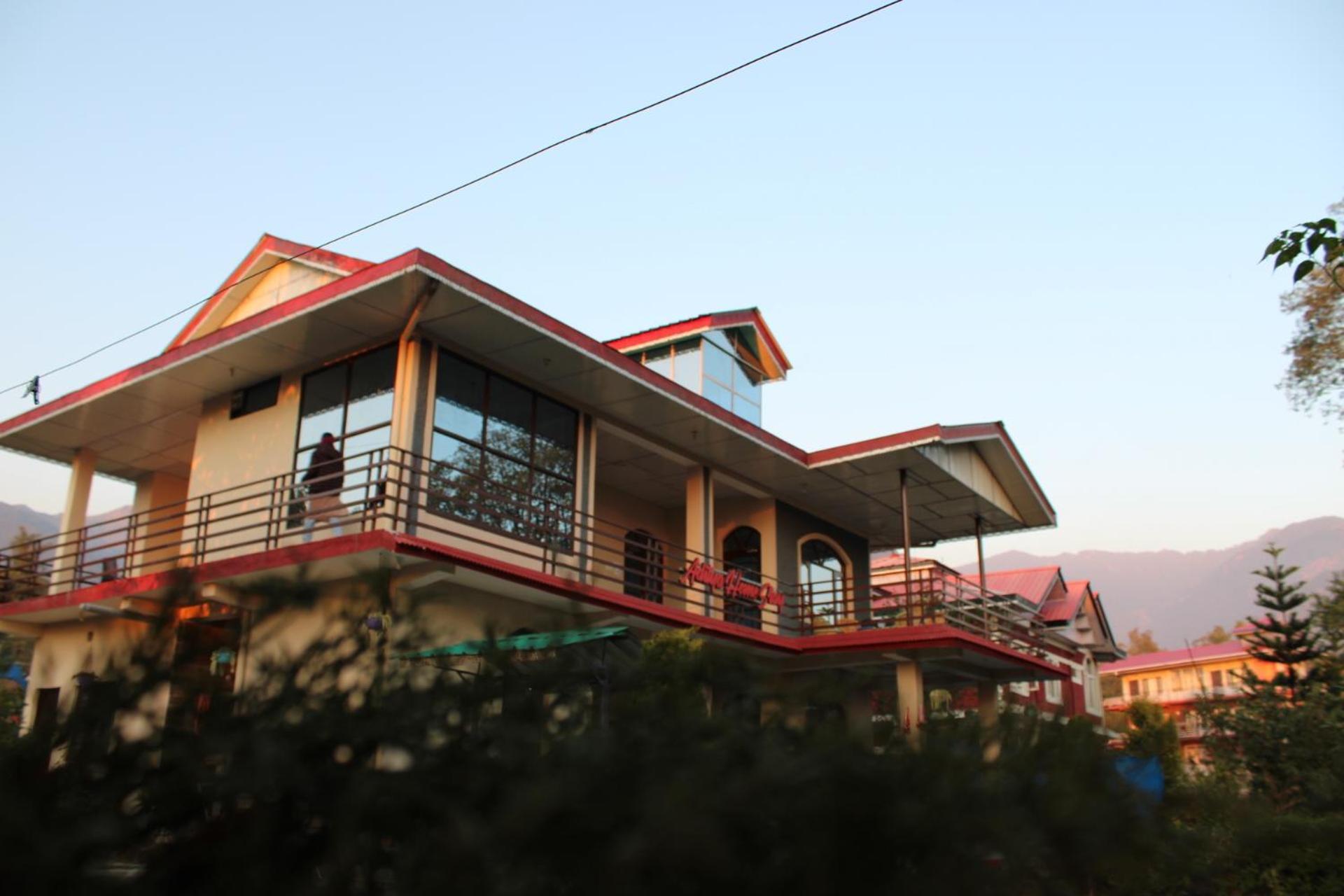 Aditya Homestay Bir-Billing Surrounded By Mountains Kültér fotó